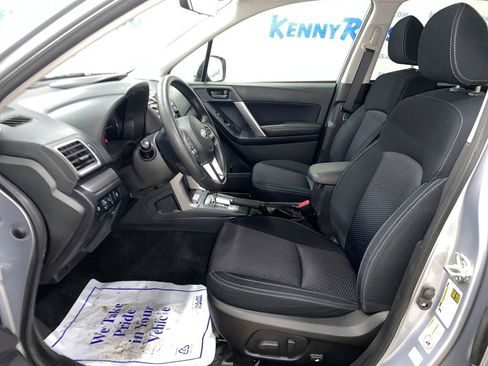 Used 2018 Subaru Forester 2.5i Premium image 9