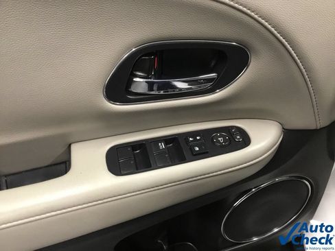 Used 2021 Honda HR-V EX-L image 19