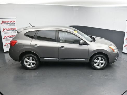 Used 2013 Nissan Rogue S w/ Special Edition Pkg image 32