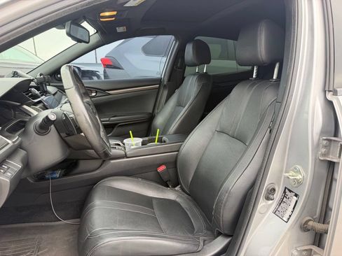 Used 2018 Honda Civic Sport Touring image 5