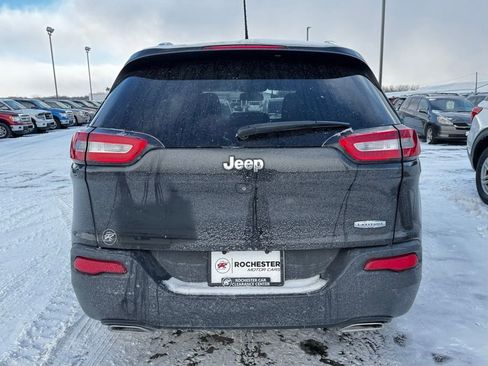 Used 2015 Jeep Cherokee Latitude w/ Cold Weather Group image 38