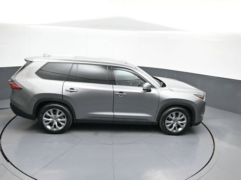 Certified 2025 Toyota Grand Highlander AWD Hybrid image 39