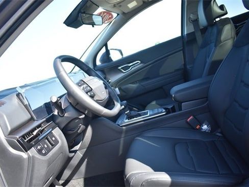 New 2026 Kia Sportage SX image 24