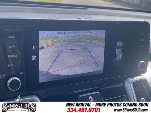 Used 2022 Kia Sorento S image 26