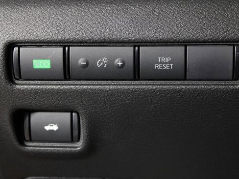 Certified 2024 Nissan Sentra SR image 24