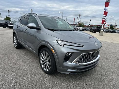 Certified 2025 Buick Encore GX Avenir w/ Avenir Technology Package AWD/4WD image 11