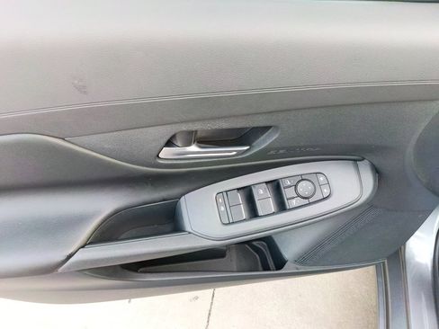 Used 2026 Nissan Sentra S w/ S Cold Weather Package FWD image 32
