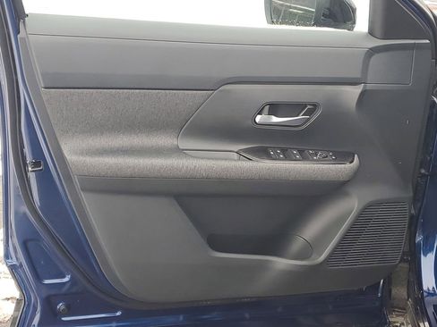 New 2026 Nissan Kicks SV image 8