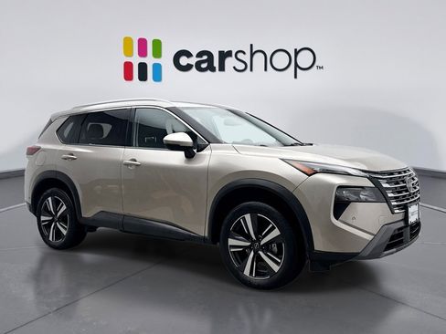 Used 2024 Nissan Rogue SL image 7