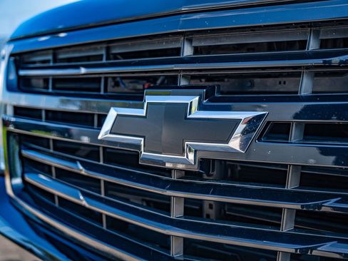 Used 2020 Chevrolet Tahoe Premier AWD/4WD image 12