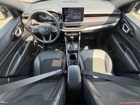 Used 2023 Jeep Compass Trailhawk AWD/4WD image 22
