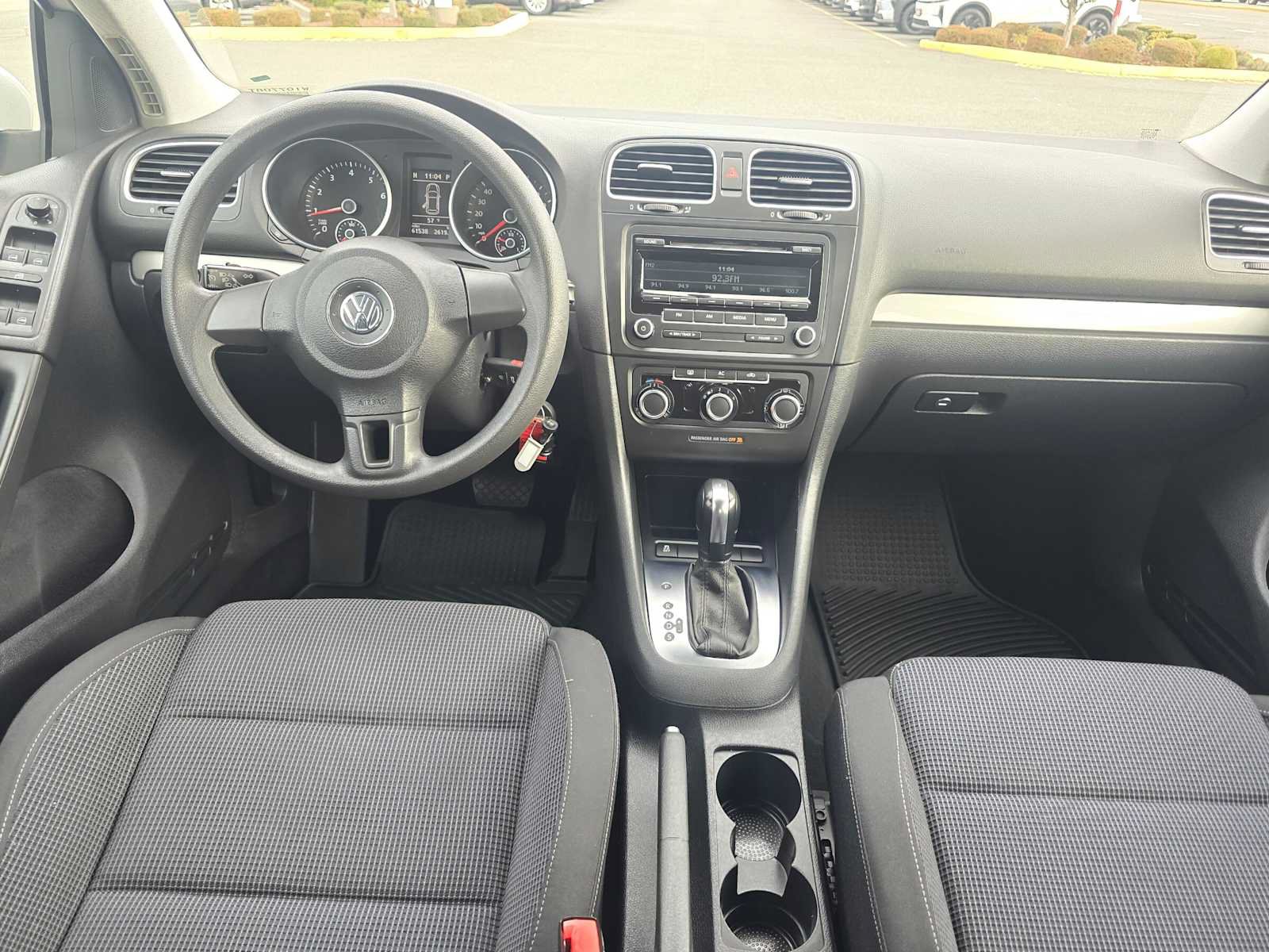 Used 2012 Volkswagen Golf 4-Door FWD image 18