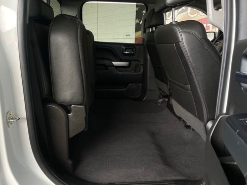 Used 2018 Chevrolet Silverado 1500 LT w/ All Star Edition image 18