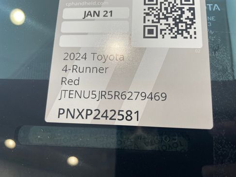 Certified 2024 Toyota 4Runner SR5 Premium image 25