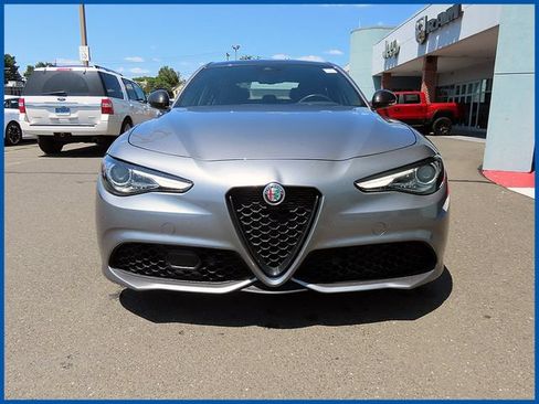 Used 2021 Alfa Romeo Giulia Ti Sport AWD/4WD image 3