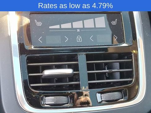 Certified 2024 Volvo XC90 B6 Plus w/ Protection Package Premier image 12