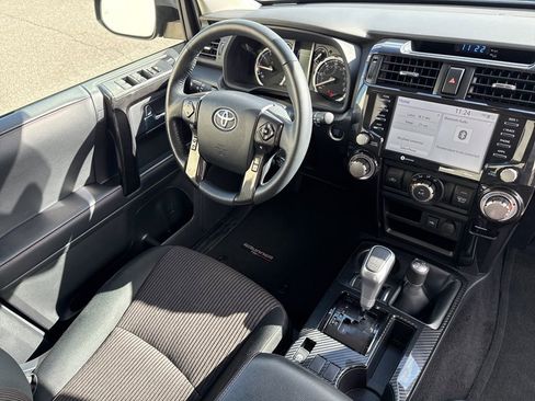 Used 2024 Toyota 4Runner TRD Off-Road image 37