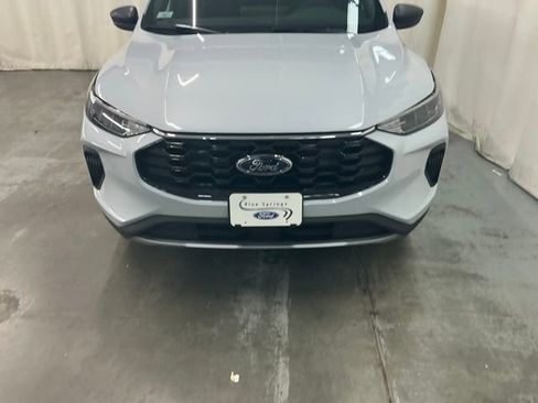 New 2026 Ford Escape ST-Line w/ Tech Pack #1 image 11