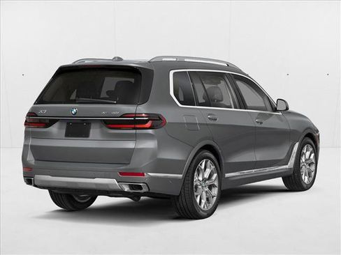 New 2026 BMW X7 xDrive40i image 2