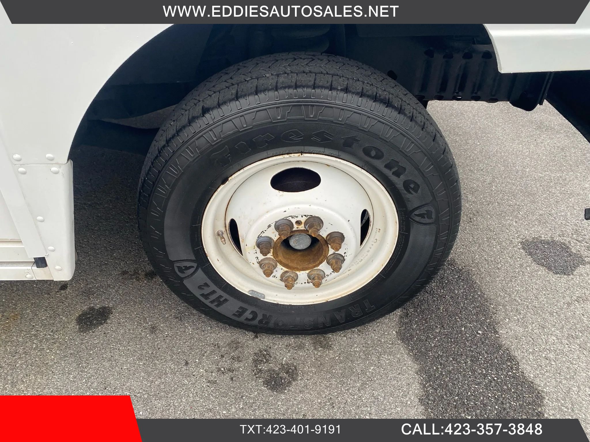 Used 2013 Ford E-350 and Econoline 350 Super Duty w/ Air Conditioning Prep Pkg RWD image 27