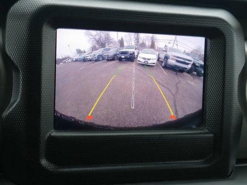 Used 2022 Jeep Wrangler Unlimited Sport image 19