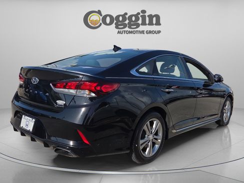 Used 2019 Hyundai Sonata Sport w/ Tech Package 03 FWD image 5