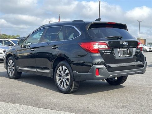 Used 2019 Subaru Outback 2.5i Touring image 23