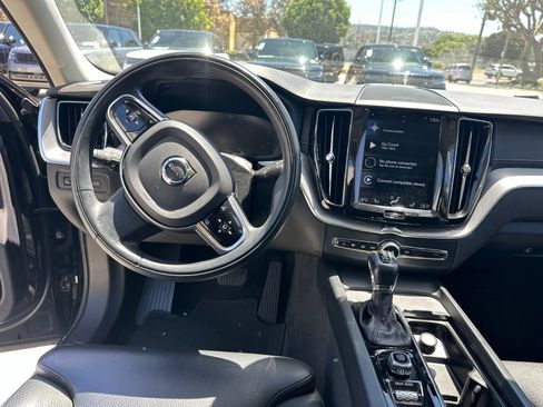 Used 2019 Volvo XC60 T5 Inscription w/ Protection Package AWD/4WD image 12