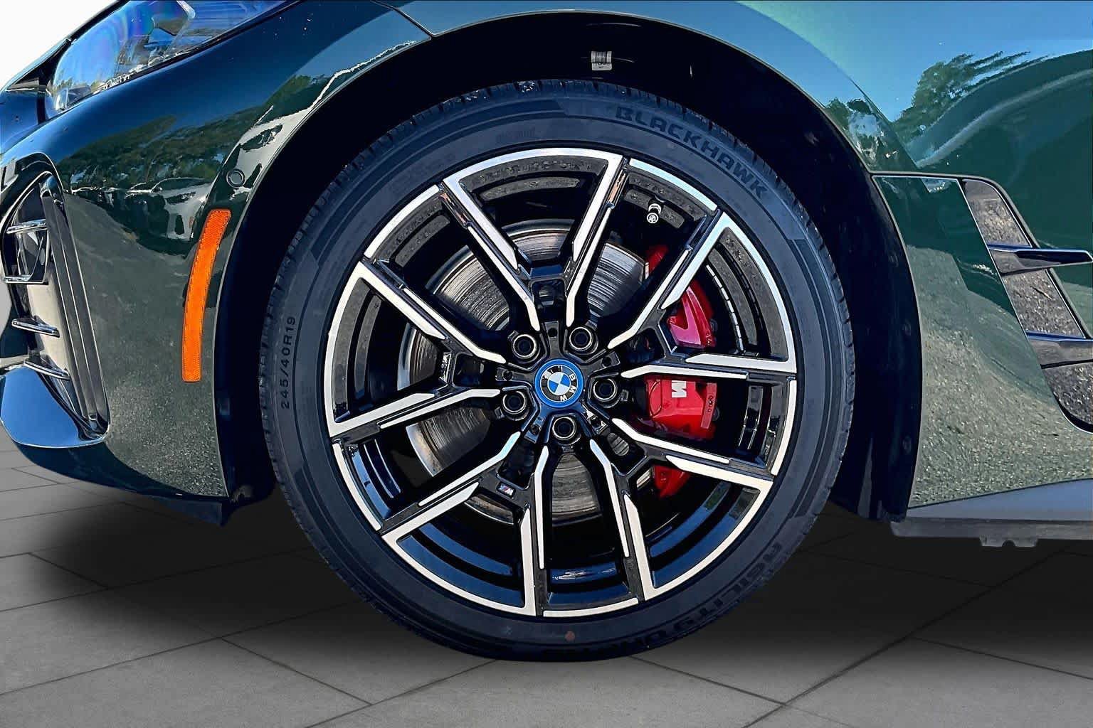 Used 2024 BMW i4 eDrive40 w/ M Sport Package RWD image 10