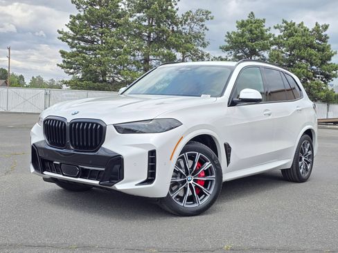 New 2026 BMW X5 xDrive40i w/ M Sport Package AWD/4WD image 33