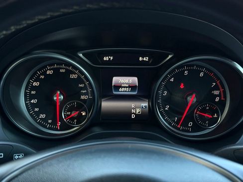 Certified 2019 Mercedes-Benz GLA 250 4MATIC image 10