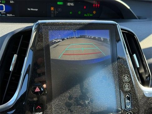 Used 2022 Toyota Prius L Eco image 23