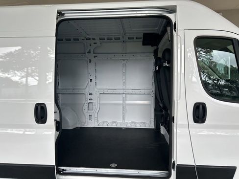 New 2026 RAM ProMaster 2500 image 23