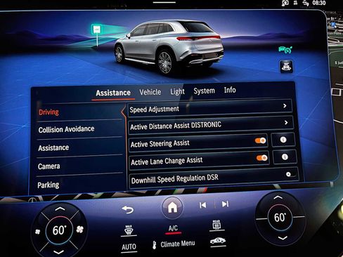 Certified 2023 Mercedes-Benz EQS 580 4MATIC SUV image 38