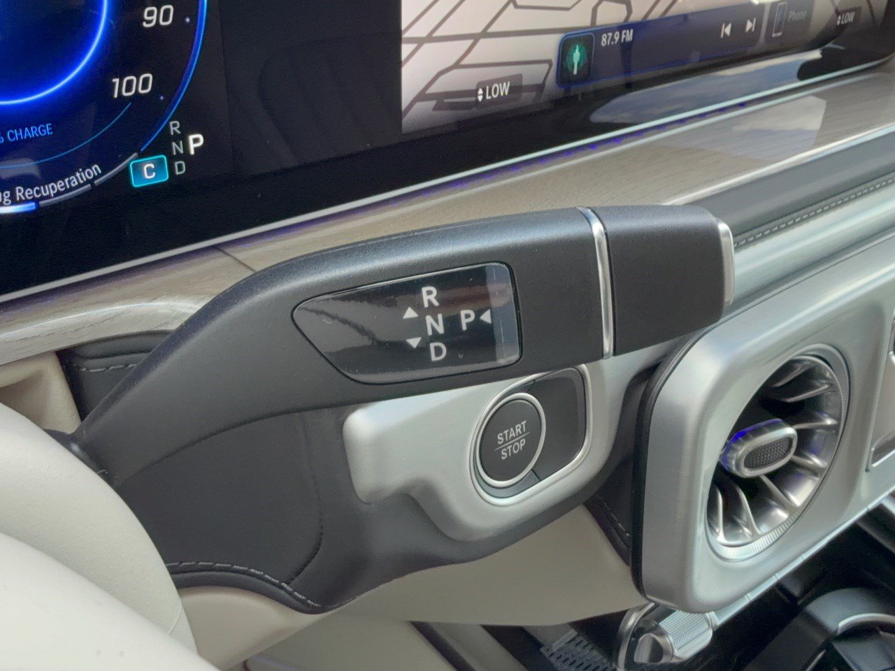 New 2027 Mercedes-Benz G 580 e image 21