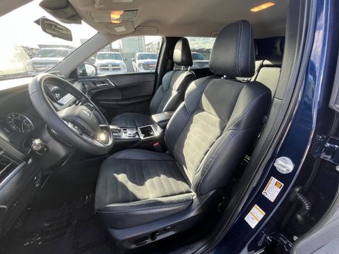 Used 2022 Mitsubishi Outlander SE image 24