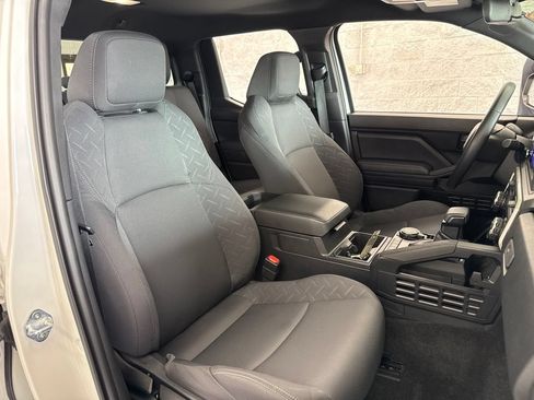 Certified 2024 Toyota Tacoma SR AWD/4WD image 46