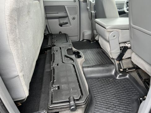 Used 2009 Dodge Ram 3500 Truck SLT w/ Popular Equipment Group image 19