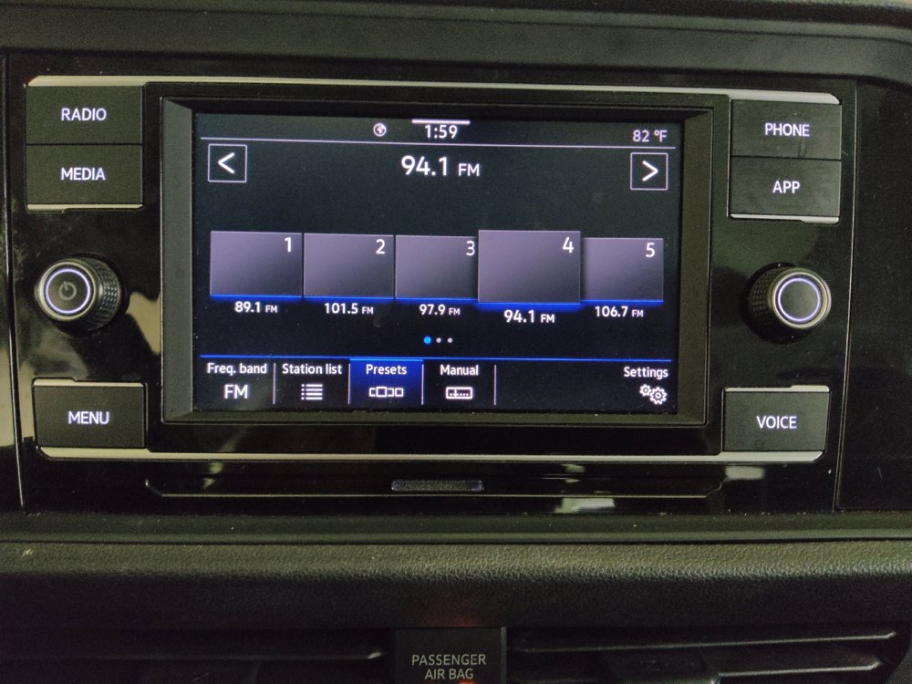 Used 2023 Volkswagen Jetta SE FWD image 25