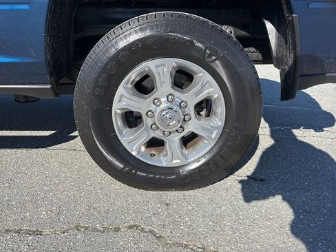 Used 2024 RAM 2500 Big Horn w/ Level 2 Equipment Group image 32