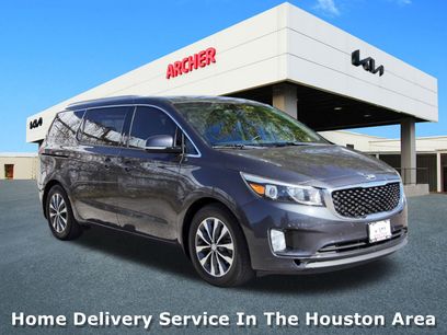 Used 2017 Kia Sedona SX