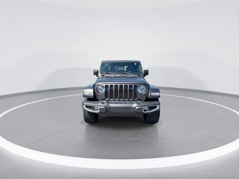 Used 2021 Jeep Gladiator Sport AWD/4WD image 3