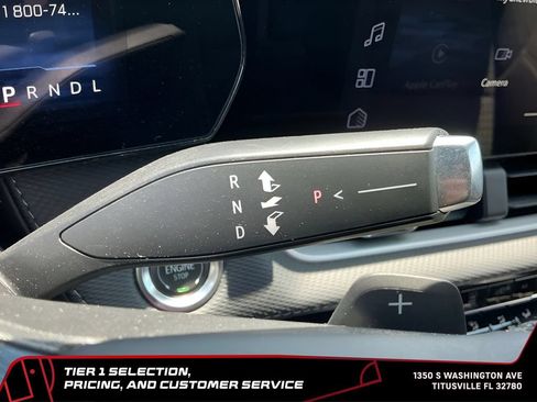 Used 2025 Chevrolet Equinox LT AWD/4WD image 29