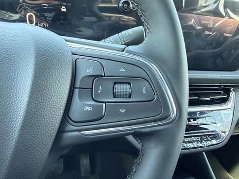 New 2026 Buick Envista Avenir image 24