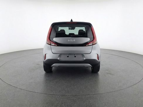 Used 2025 Kia Soul LX w/ LX Technology Package FWD image 7