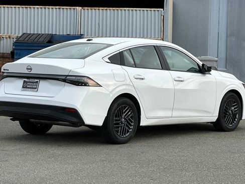 New 2026 Nissan Sentra SV w/ Floor Mat Package image 4