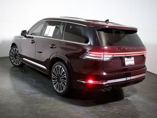 Used 2023 Lincoln Aviator Black Label w/ Class IV Trailer Tow Package video 2