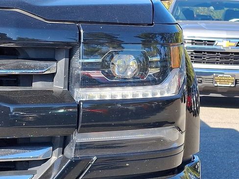 Used 2018 Chevrolet Silverado 1500 LTZ Z71 w/ LTZ Plus Package image 9