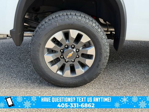 New 2025 Chevrolet Silverado 2500 LT w/ Texas Edition image 13