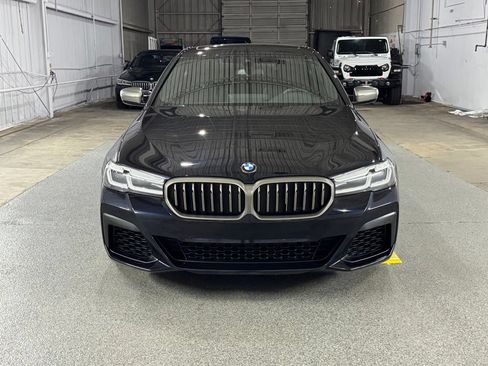 Used 2023 BMW M550i xDrive AWD/4WD image 2